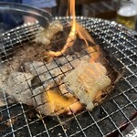 炭火焼肉 にく式 - ホルモン