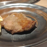近江うし 焼肉 にくTATSU 青山本店 - 