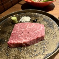 和牛とタン 焼肉 とみ 新橋本店 - 