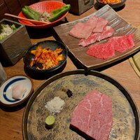 和牛とタン 焼肉 とみ 新橋本店 - 