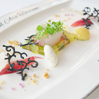 マンハッタン - ランチコース 7300円 のカラフルアートテリーヌ 夏野菜の彩り 旬の魚介類添え