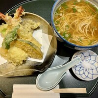 肥後橋ゆきや。 - 美味しい天ぷら蕎麦は、これで1,500円(^o^)