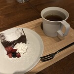 BLESS - ガトーショコラとコーヒー