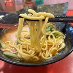 家系総本山 吉村家 - 