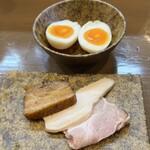 小麦と焼きあご すぐれ - 
