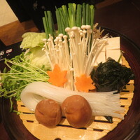 しゃぶしゃぶ・日本料理 木曽路 銀座五丁目店 - 野菜盛