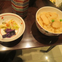 しゃぶしゃぶ・日本料理 木曽路 銀座五丁目店 - 香の物・松茸御飯