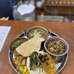 BLOCK HOUSE 水曜カレー - 