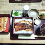 うな豊 - 紅白重（3980円）