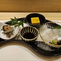 鮨 七海 - 前菜(姫さざえ・南京豆腐・すずきのお造り)