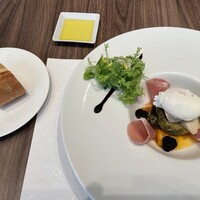 ポム・ダダン - 