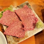 牛肉商 牛旬三郎 - 