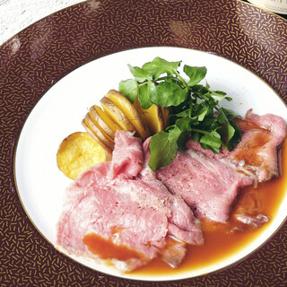 遅夜ごはん N9Y 奥渋店 羊とチーズとワイン酒場 - Restaurant Guide