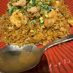 炎神 - 海鮮たっぷりチャーハン