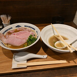 NIBOSHI MANIA - 本ズワイ蟹煮干ソバ着丼