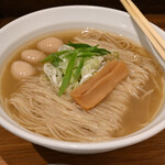 NIBOSHI MANIA - 特撰鯵煮干二種の冷やかけ1000円＋うずら味玉100円