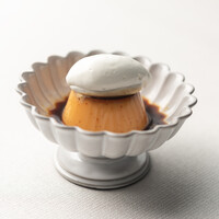 濃密たまごのプリンとミルクジェラート