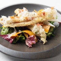 鮮魚のフリット 季節野菜のインサラータと