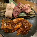 炭火焼ホルモン ぐう - ホルモン6種