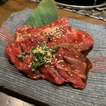 炭火焼ホルモン ぐう - 