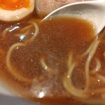 麺家 たけ田 - スープの感じ