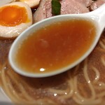 麺家 たけ田 - スープの感じ
