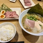 麺屋ぶんけい - 