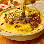 麹町ビストロ 階段の途中 - ドフィノワ　自家製アンチョビ入りのジャガイモのグラタン。　最高に美味しい！また食べたくなるクセになる味。