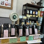 FIRST 白金ザ・スカイ店 - 