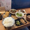 餃子と煮込み 魚屋鮨しん