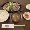 鉄板肉食堂まるよし