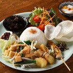 THE LOTUS Asian Trattoria - 