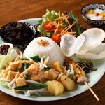 THE LOTUS Asian Trattoria - 