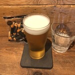 麹町いづみや しろ - あがりビール ・亀田 海苔ピーパック 