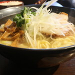 麺酒房 龍安 - 青唐塩（大盛）