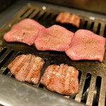 北海道焼肉 北うし - 知床和牛タン、知床和牛ハラミ