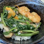 CHINESE DINING 瑞 - おかわりご飯で、海老と青菜丼