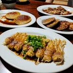 はち八 - えのき焼き、れんこん肉詰め、玉ねぎ焼き、とり皮