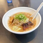 麺処まるは RISE - 濃厚豚骨味噌＠1,000円（税込）
      
      