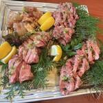 地鶏の里 永楽荘 - 4人前のランチセット