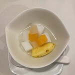 南国酒家 - 杏仁豆腐のデザート