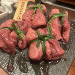 大阪焼肉 うしとみ - 
