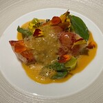 ラ・ヴァガボンド - カナダ　オマールヌーヴォー　ビスクソース　セップ茸　ディグセルソース　ツル紫