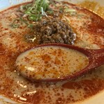 すする 担々麺 - 早速プースーから…