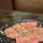 神戸牛焼肉&生タン料理 舌賛 - 