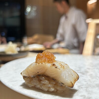 銀座 鮨 魯久 - 