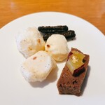 クラブ ラウンジ - 