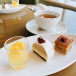 クラブ ラウンジ - 