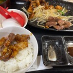 鉄板焼天神ホルモン 総本店 - 