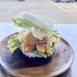Lea’s Rice Burgers. - 国産チキン南蛮ライスバーガー